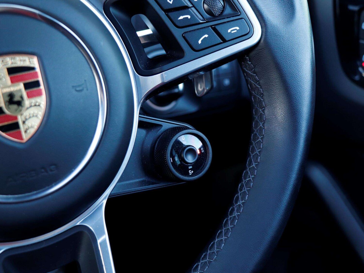 Used Porsche Cayenne 2022 for sale - 77943471: Photo 21