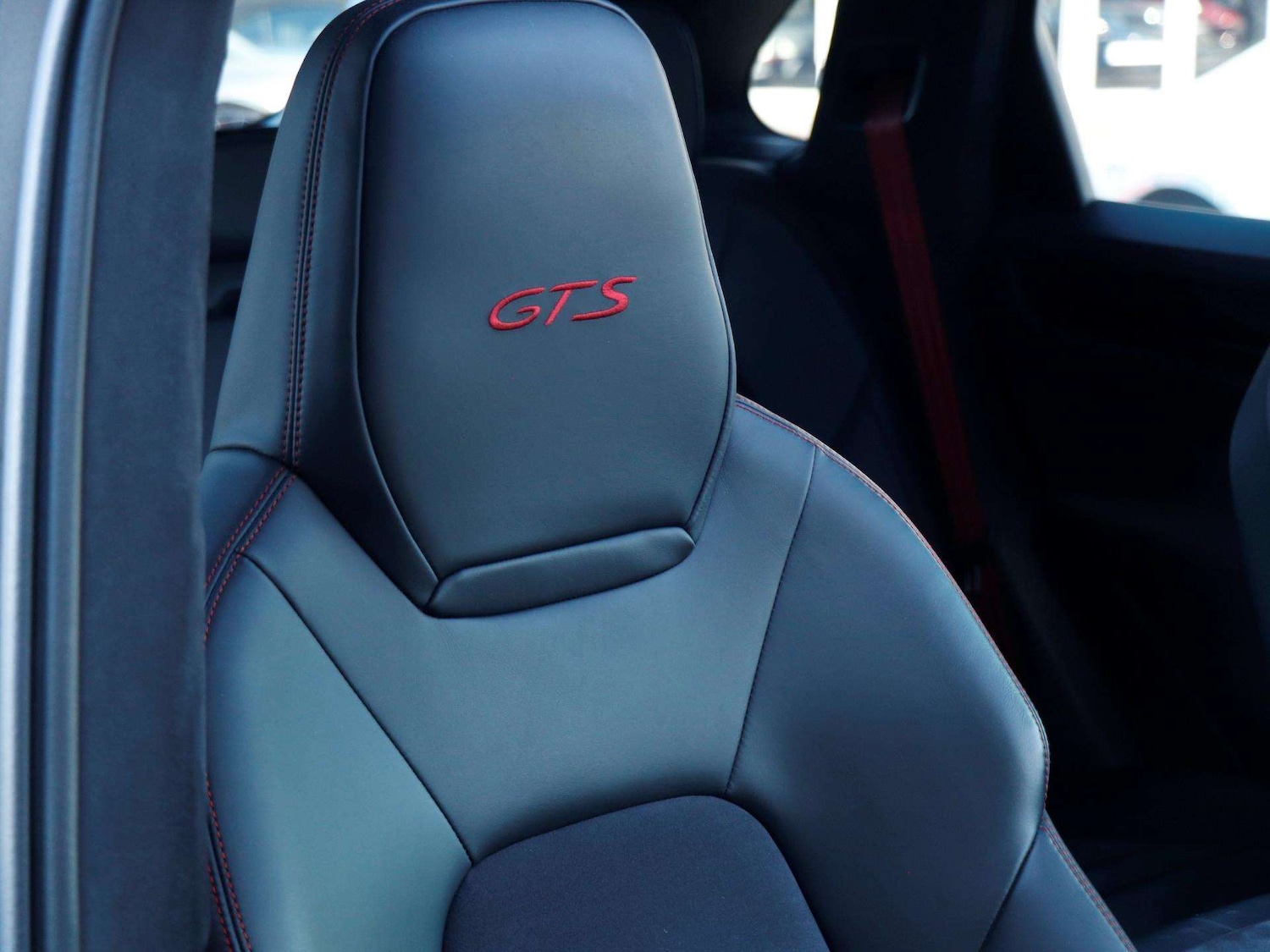 Used Porsche Cayenne 2022 for sale - 77943471: Photo 24