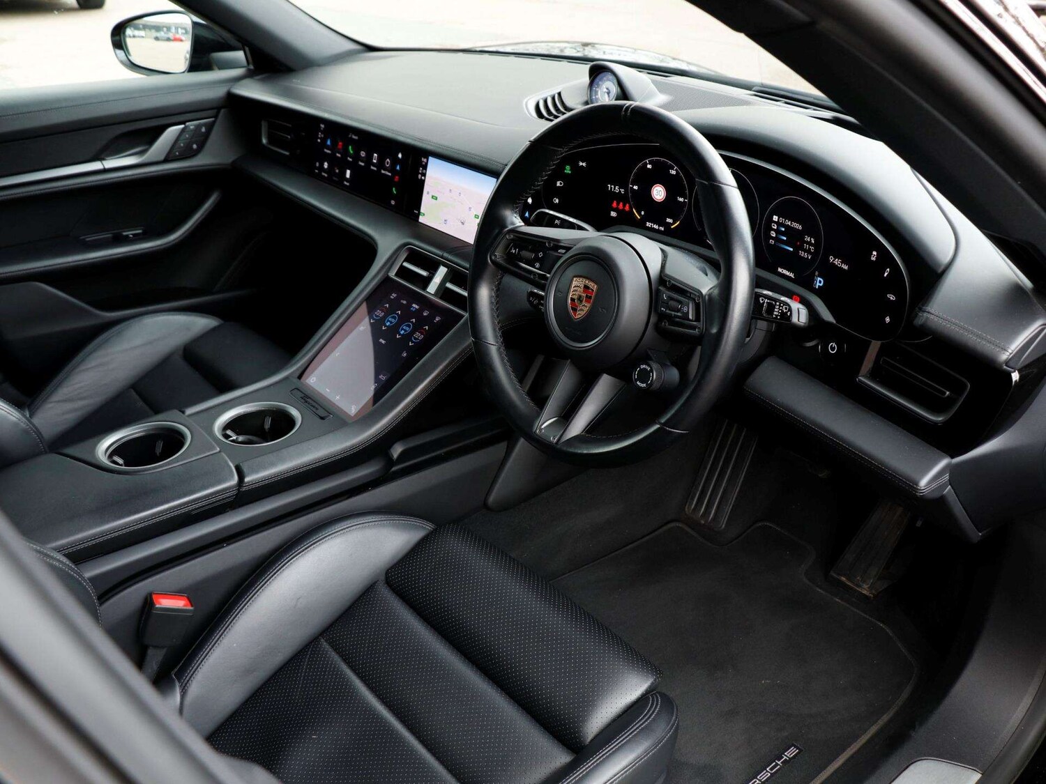 Used Porsche Taycan 2023 for sale - 78104375: Photo 10