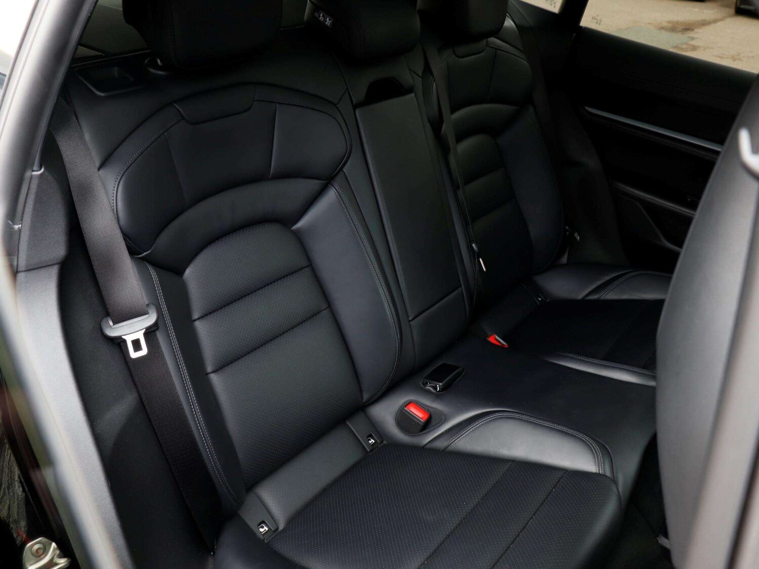 Used Porsche Taycan 2023 for sale - 78104375: Photo 25