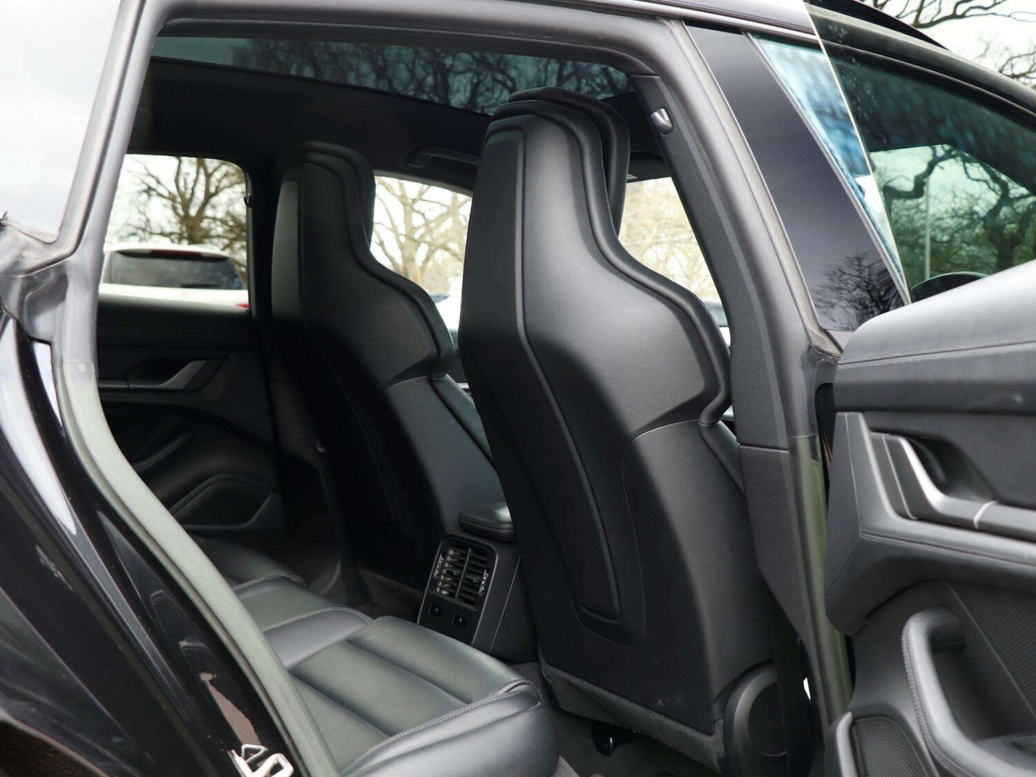 Used Porsche Taycan 2023 for sale - 78104375: Photo 26