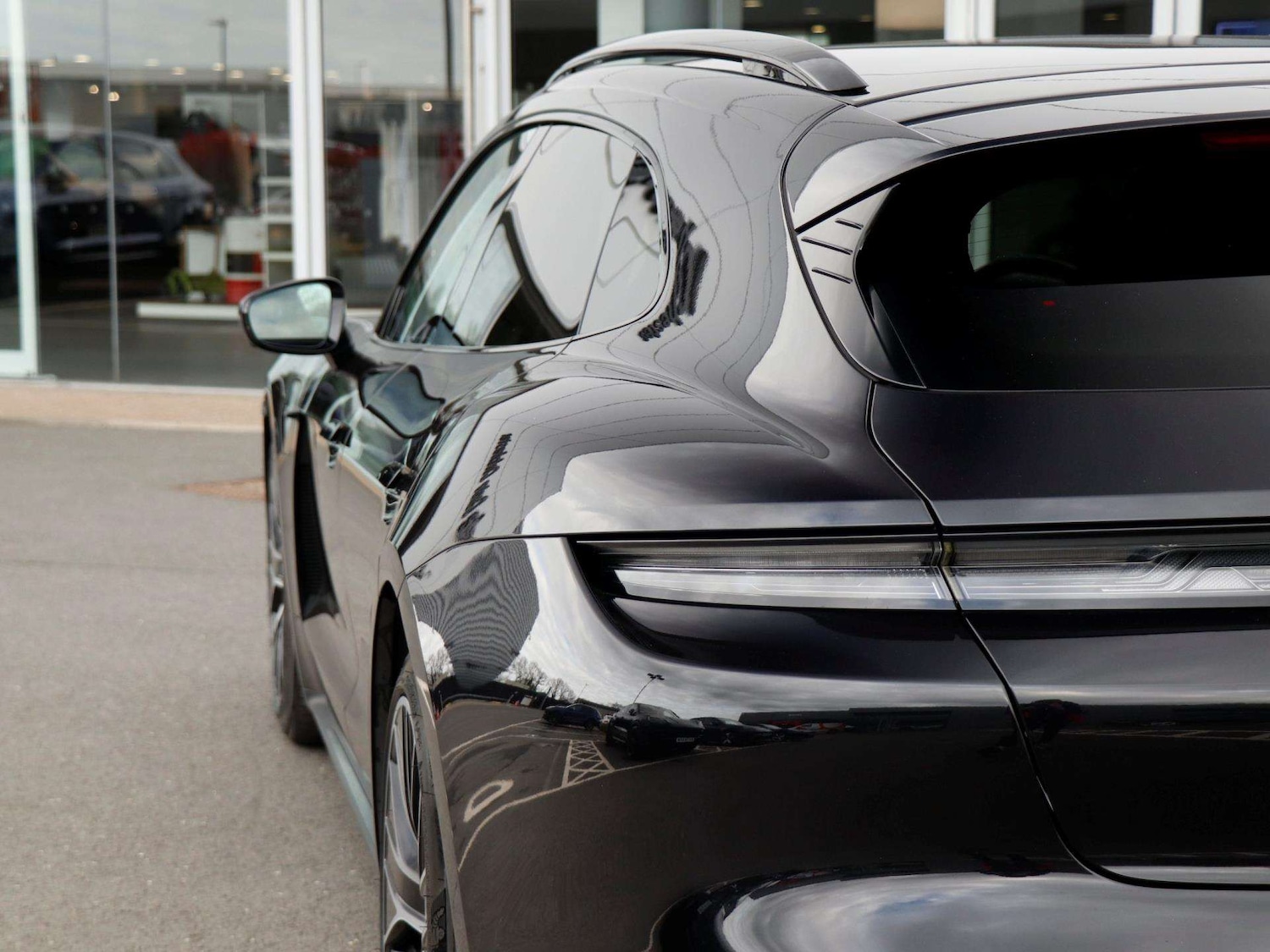 Used Porsche Taycan 2023 for sale - 78104375: Photo 32