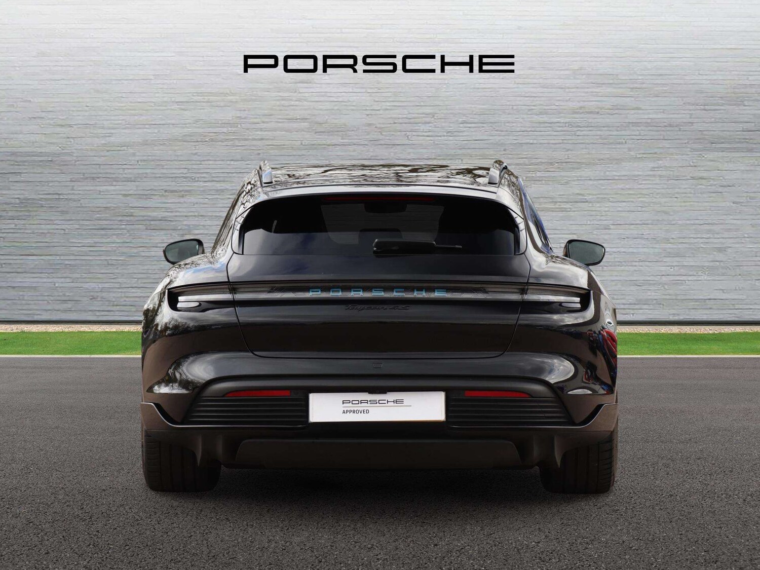 Used Porsche Taycan 2023 for sale - 78104375: Photo 6