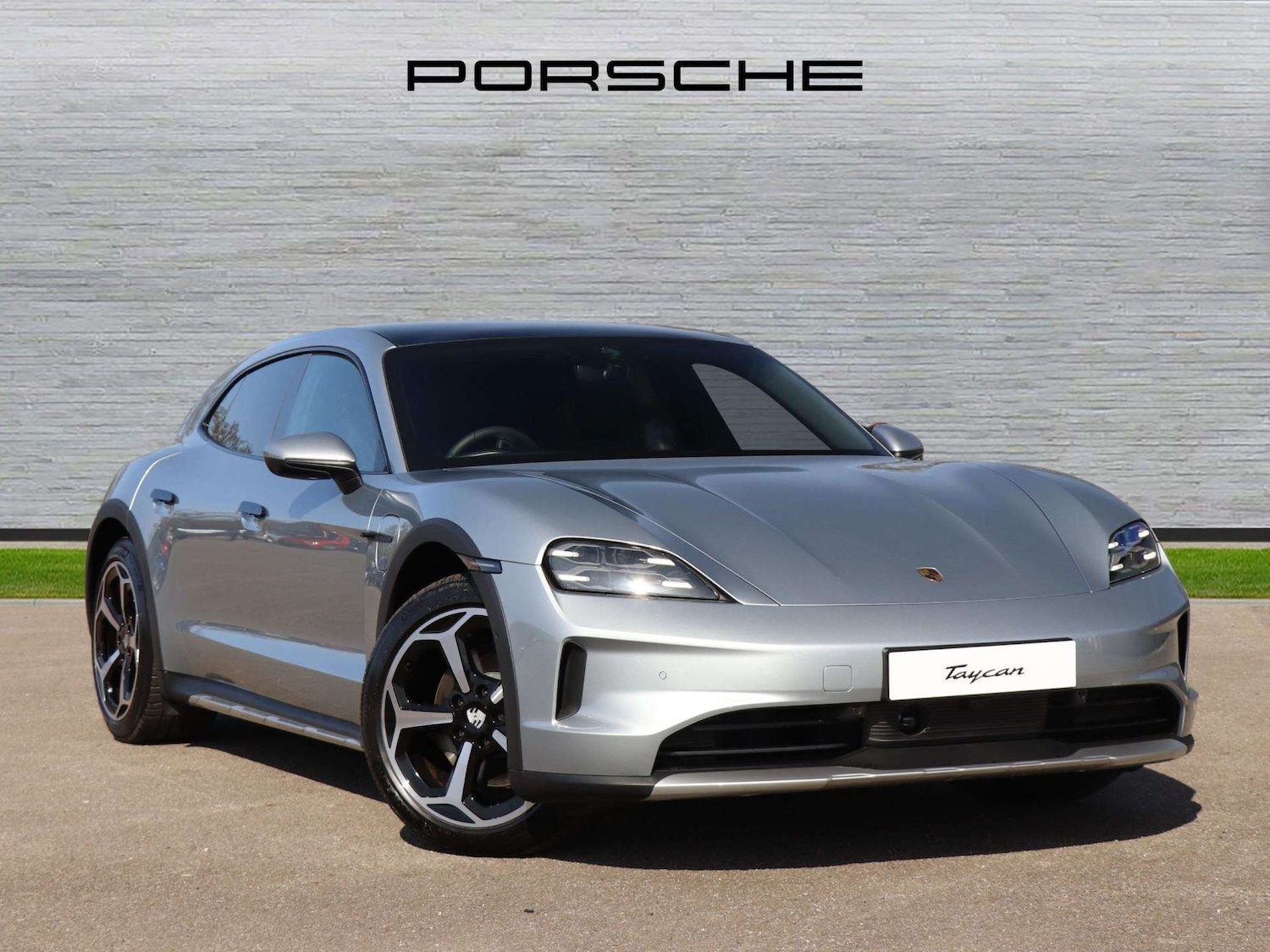 Used Porsche Taycan 2025 for sale - 75981367: Photo 1