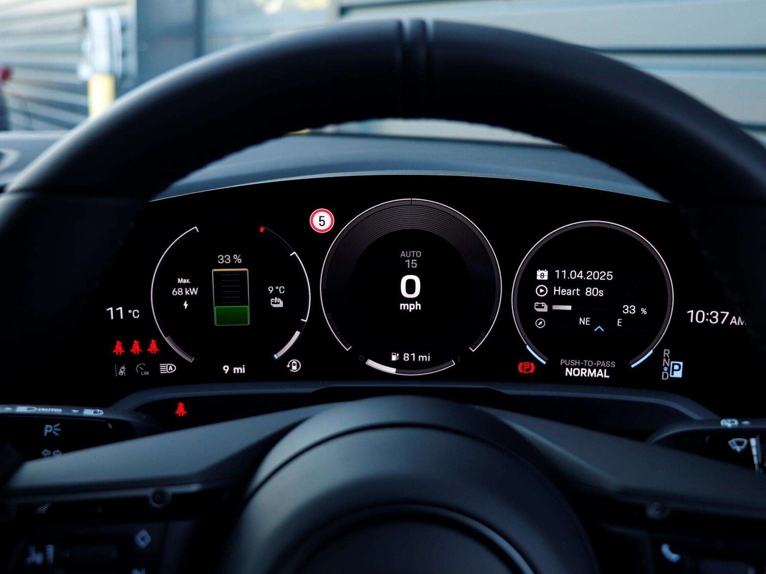 Used Porsche Taycan 2025 for sale - 75981367: Photo 13
