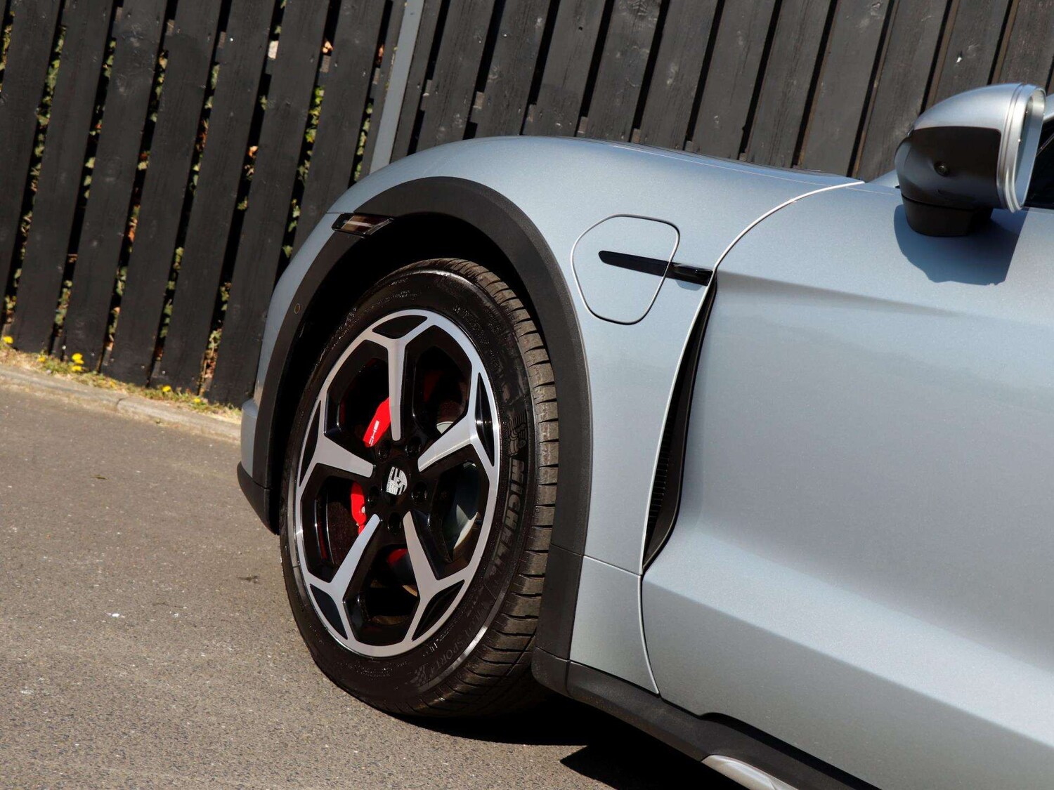 Used Porsche Taycan 2025 for sale - 75981367: Photo 30
