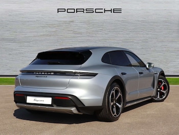 Used Porsche Taycan 2025 for sale - 75981367: Photo 3
