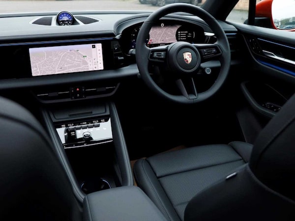 Used Porsche Macan 2025 for sale - 75555354: Photo 12