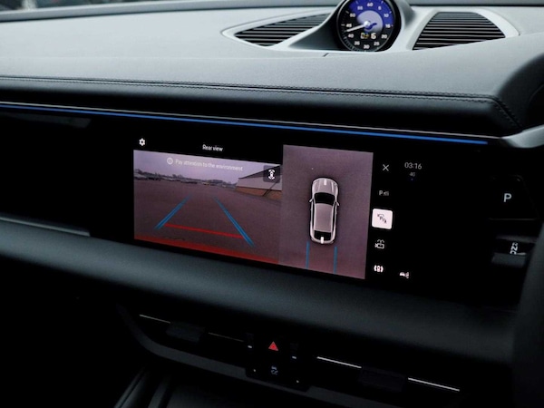 Used Porsche Macan 2025 for sale - 75555354: Photo 15