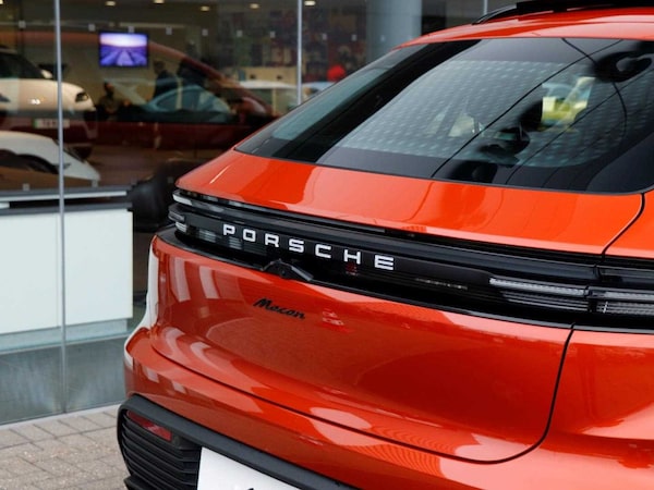 Used Porsche Macan 2025 for sale - 75555354: Photo 30