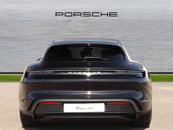 Used Porsche Taycan 2025 for sale - 76004387: Photo 4