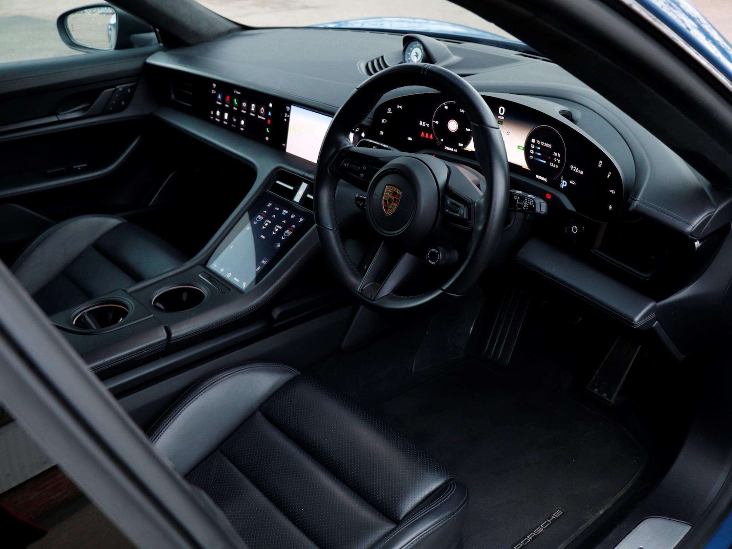 Used Porsche Taycan 2022 for sale - 76967767: Photo 10