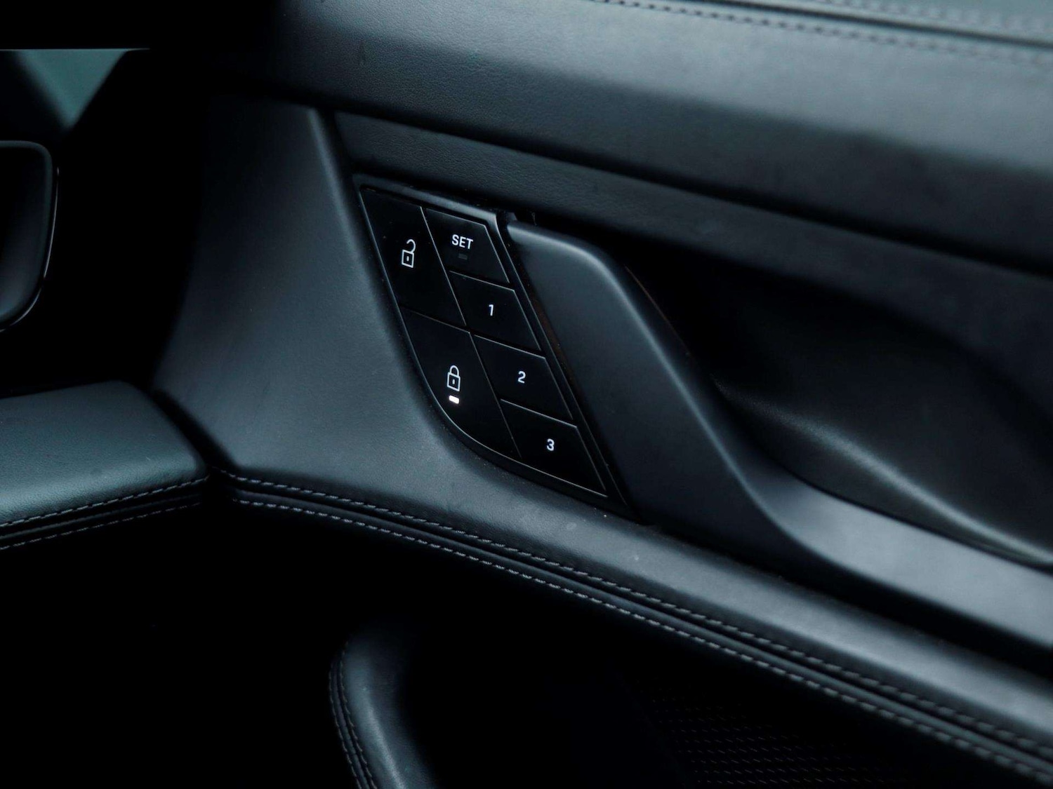 Used Porsche Taycan 2022 for sale - 76967767: Photo 22