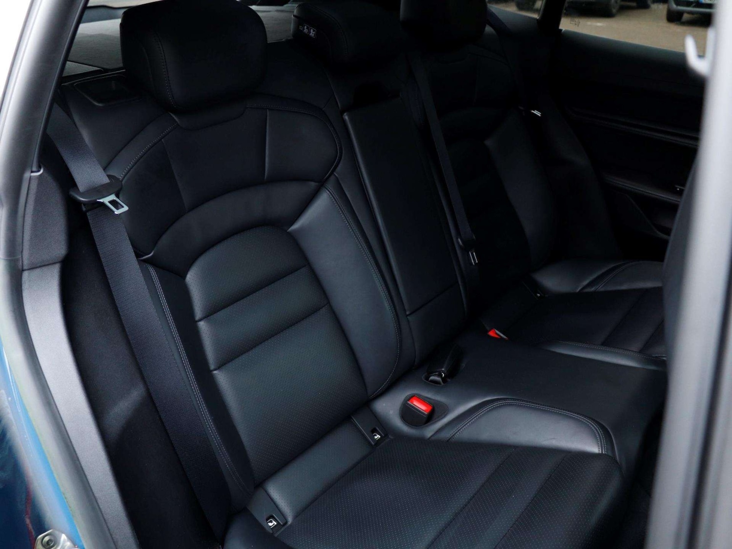 Used Porsche Taycan 2022 for sale - 76967767: Photo 26