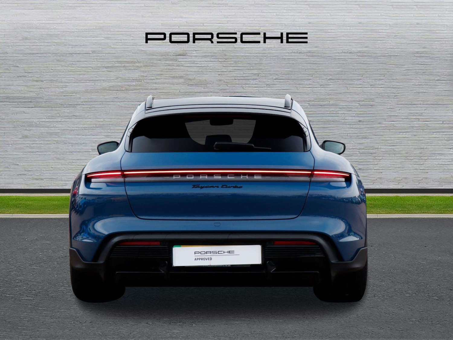 Used Porsche Taycan 2022 for sale - 76967767: Photo 4