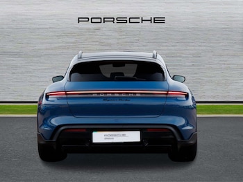 Used Porsche Taycan 2022 for sale - 76967767: Photo