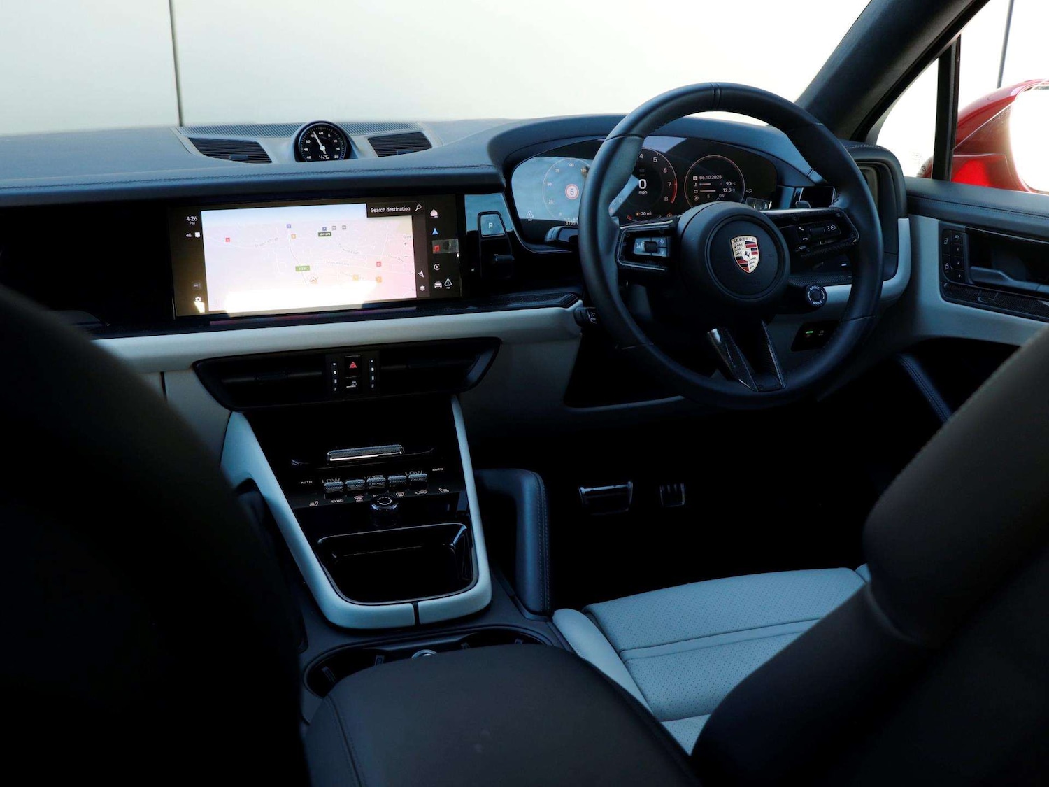 Used Porsche Cayenne 2025 for sale - 76624586: Photo 12