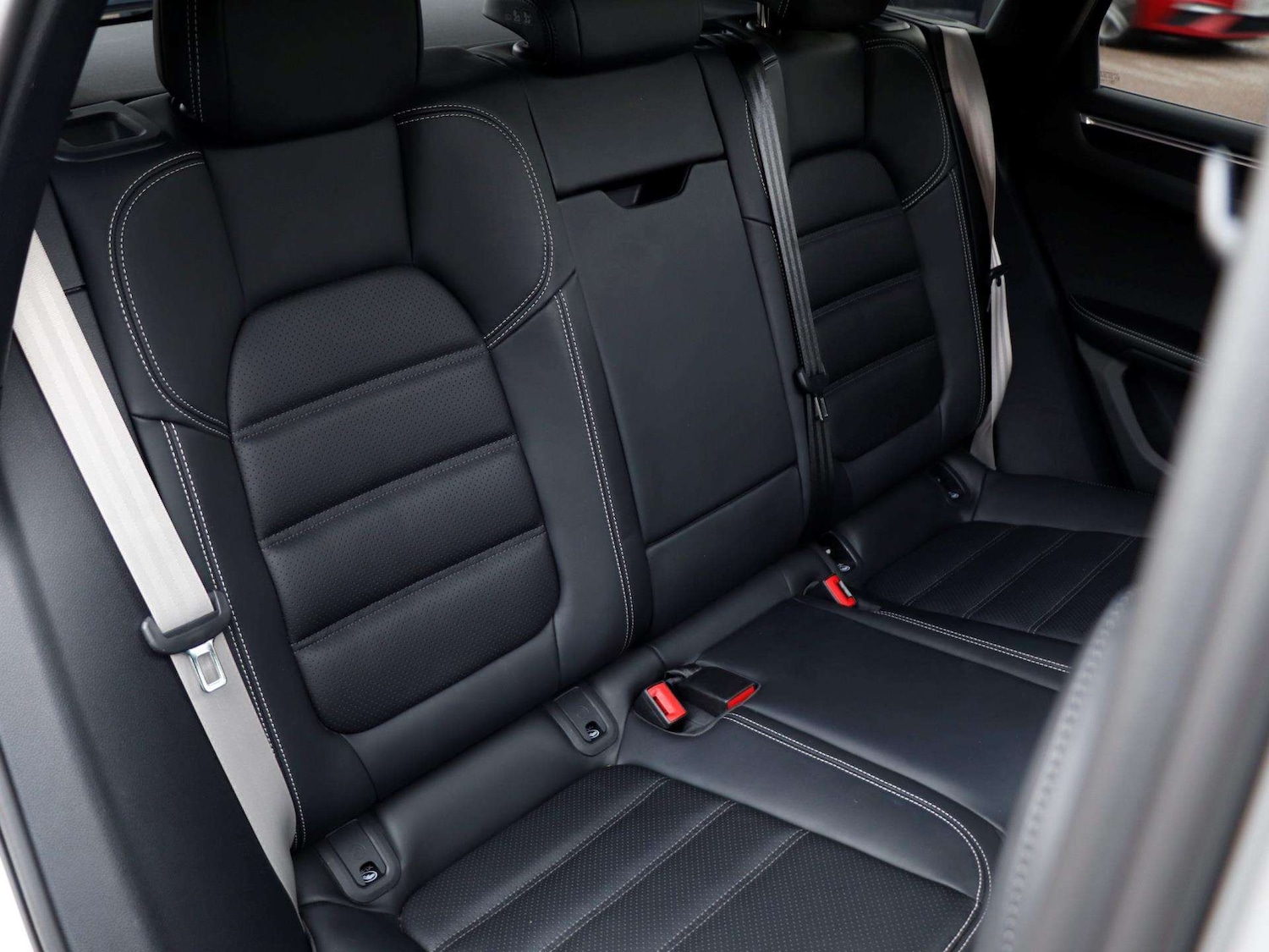 Used Porsche Macan 2023 for sale - 76475851: Photo 29