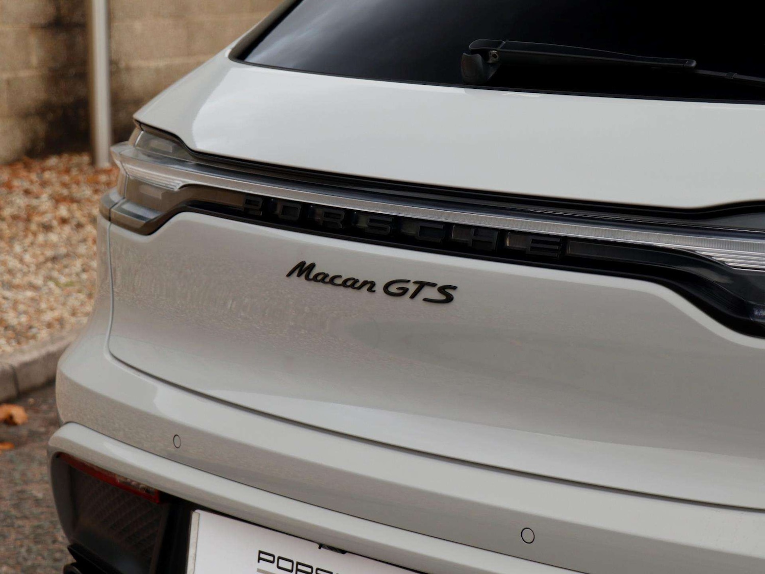 Used Porsche Macan 2023 for sale - 76475851: Photo 32