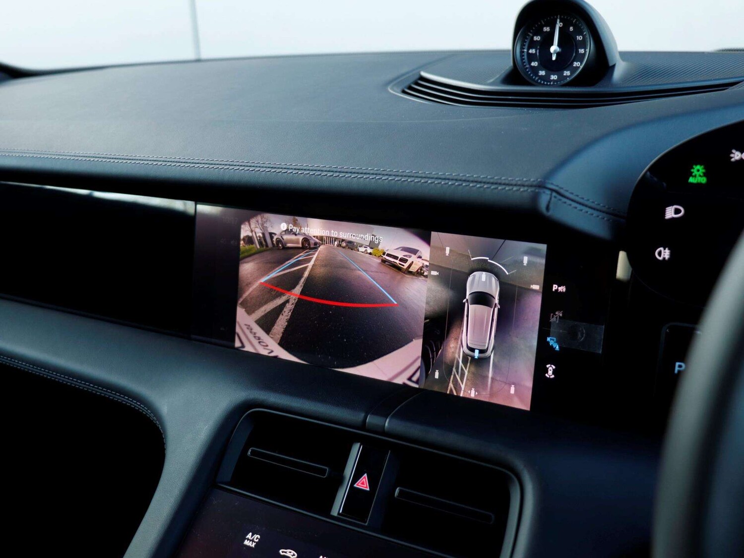 Used Porsche Taycan 2026 for sale - 77577374: Photo 16