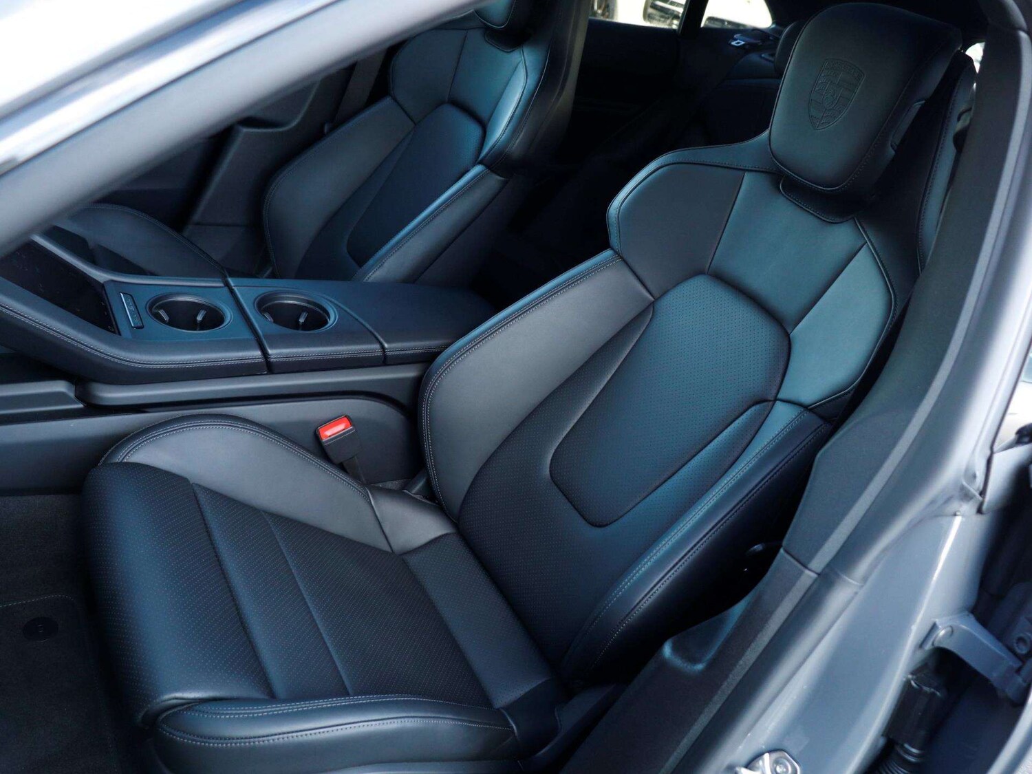 Used Porsche Taycan 2026 for sale - 77577374: Photo 27