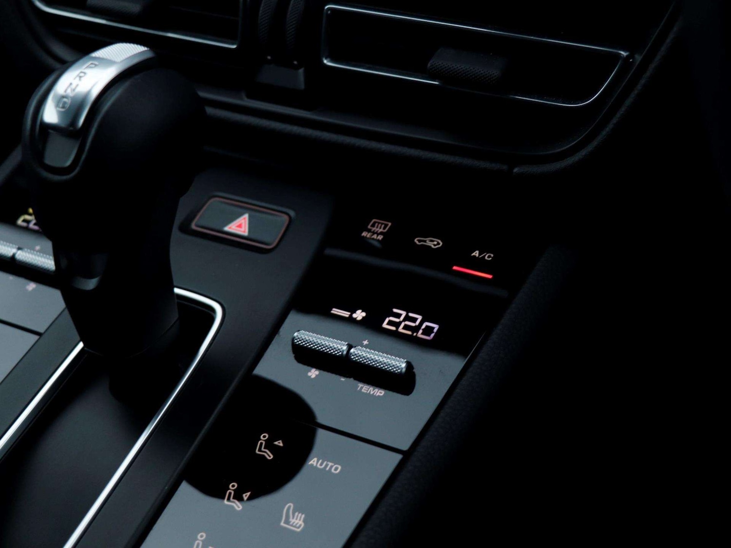 Used Porsche Macan 2021 for sale - 77076672: Photo 16