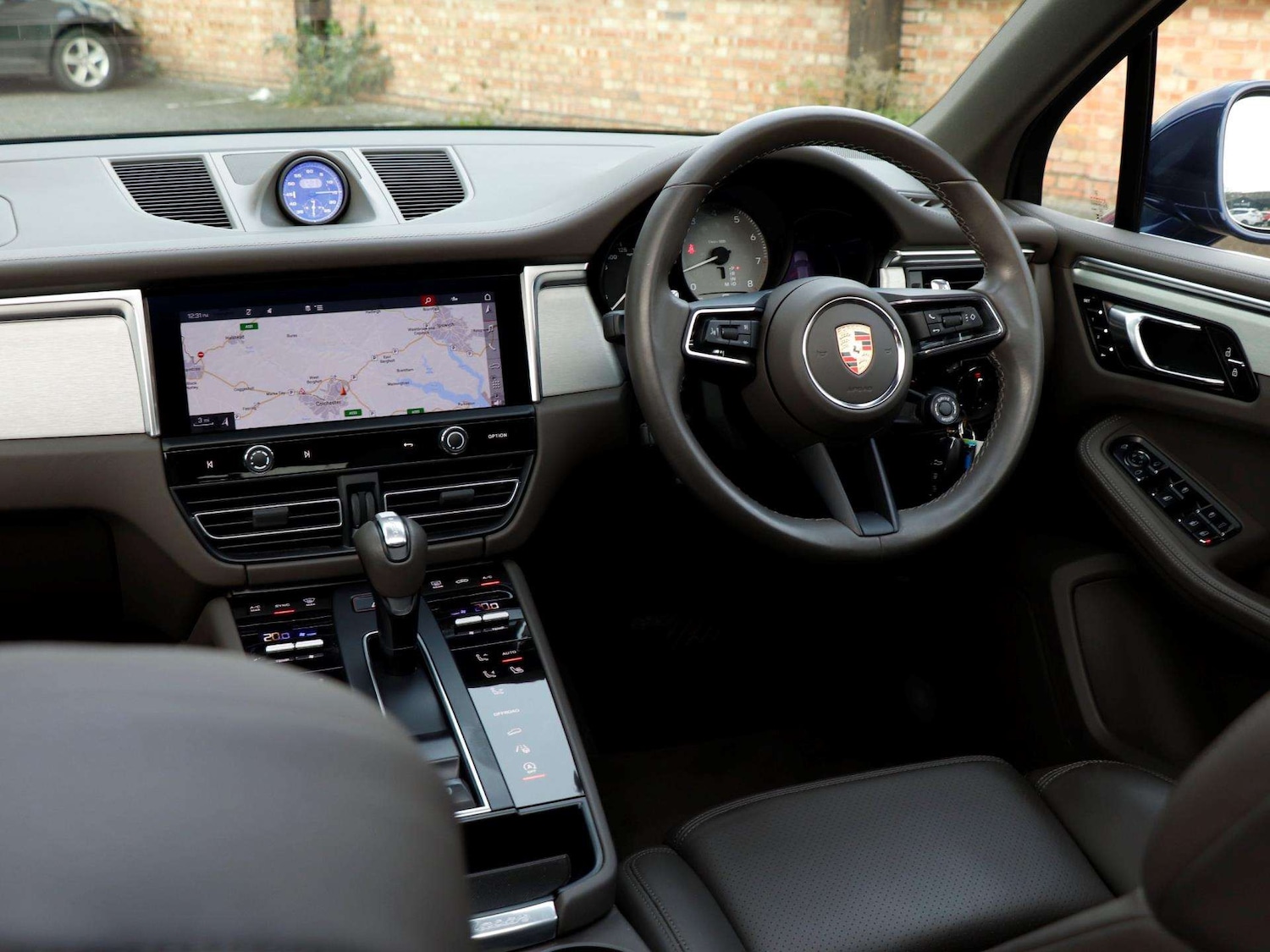 Used Porsche Macan 2023 for sale - 77076440: Photo 12