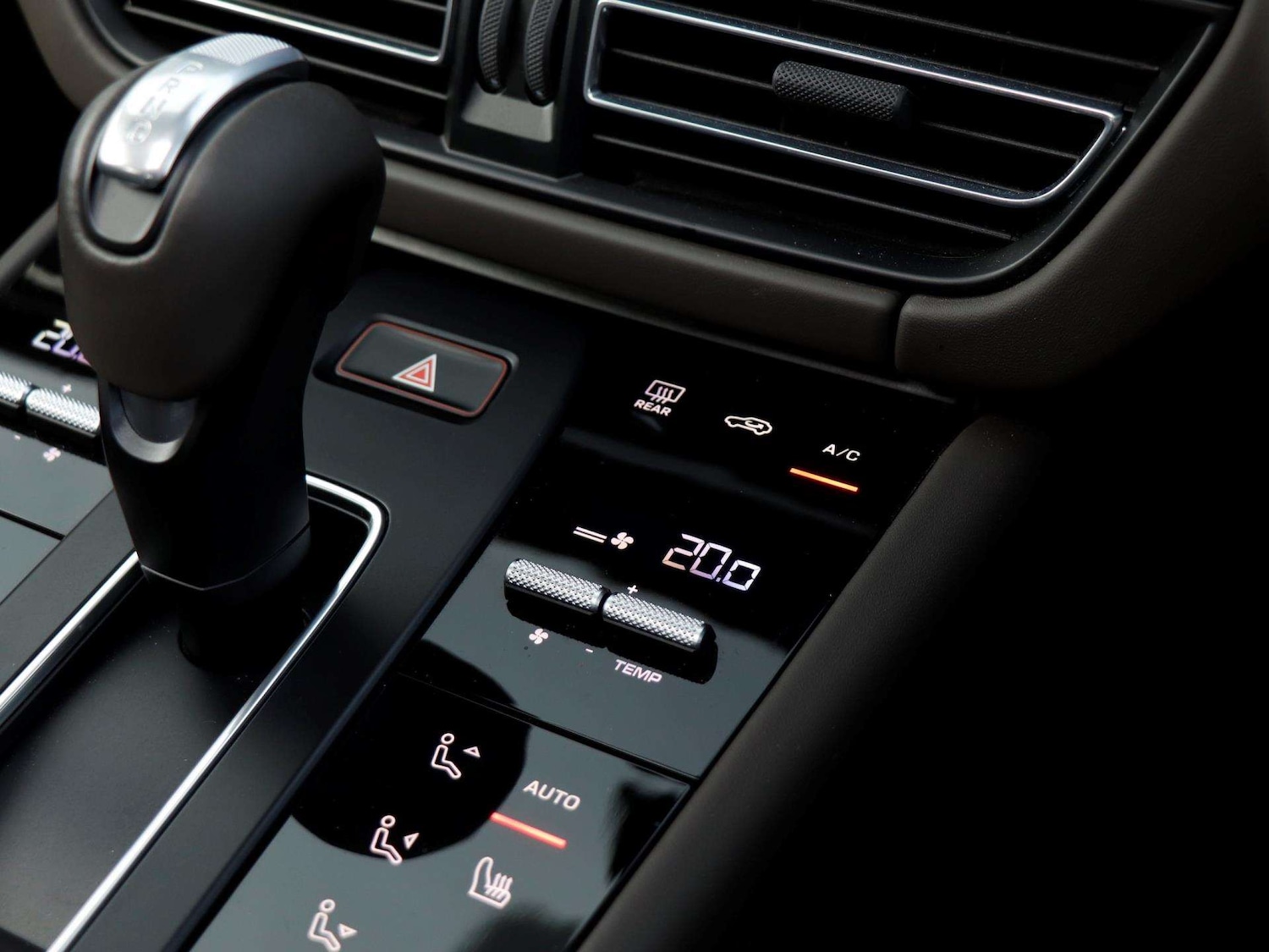 Used Porsche Macan 2023 for sale - 77076440: Photo 18