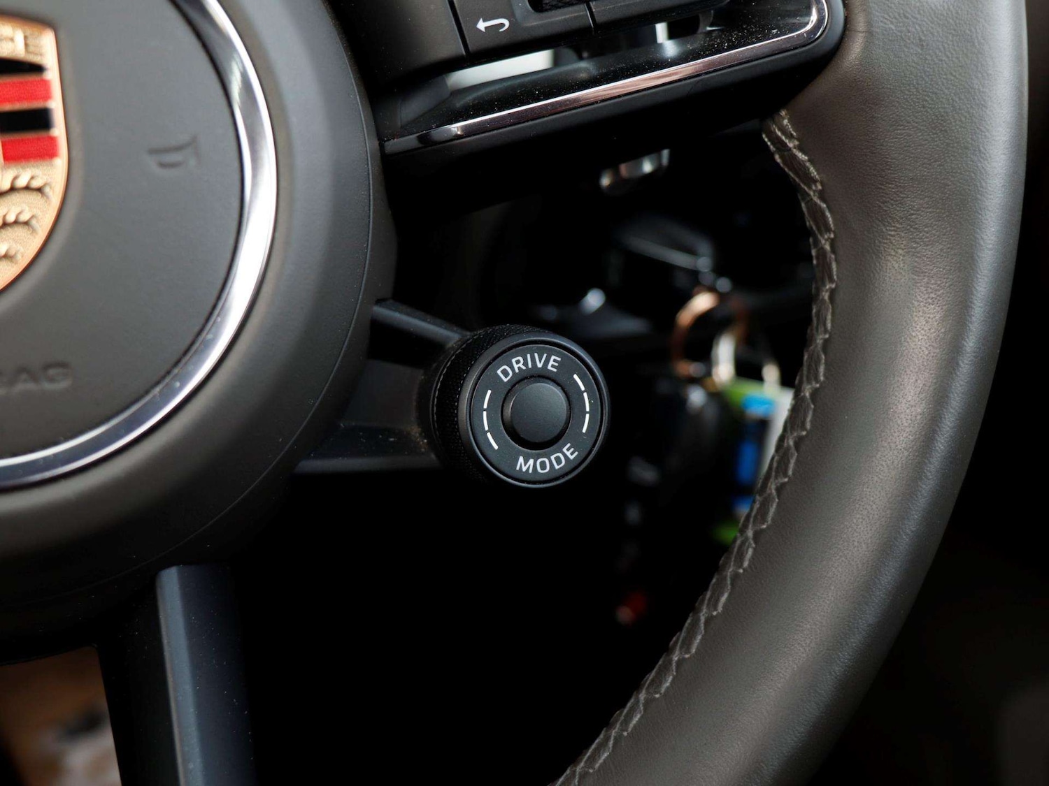 Used Porsche Macan 2023 for sale - 77076440: Photo 22