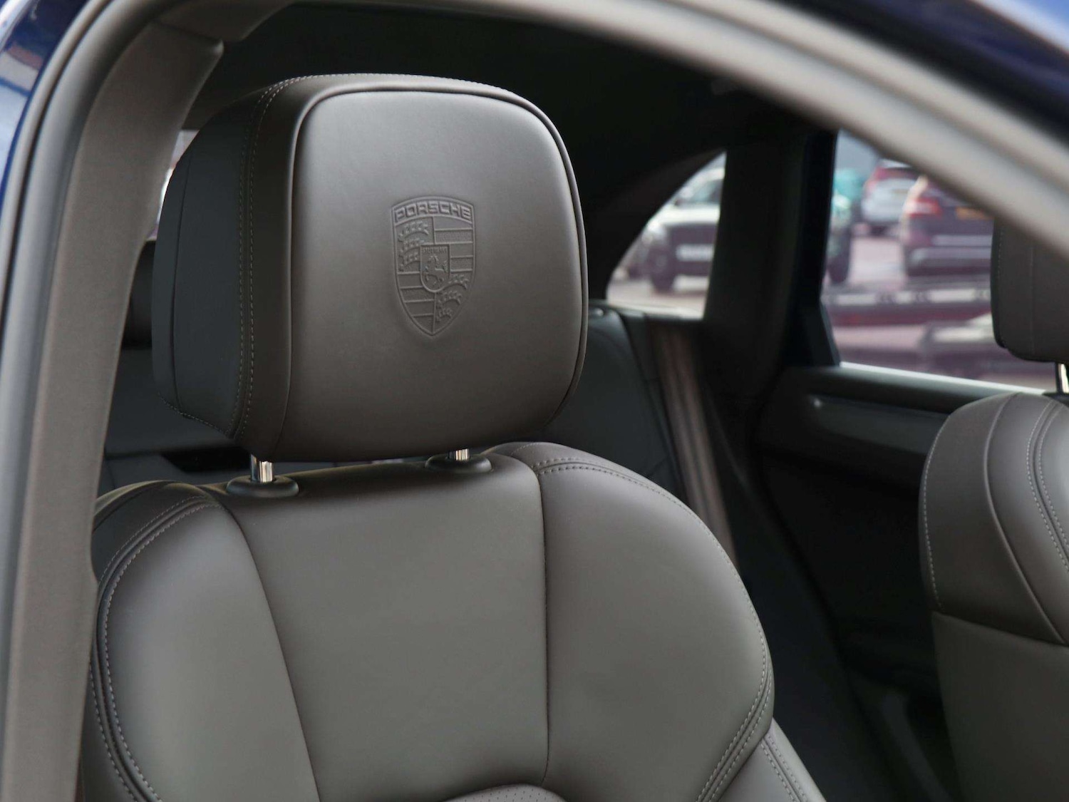 Used Porsche Macan 2023 for sale - 77076440: Photo 26