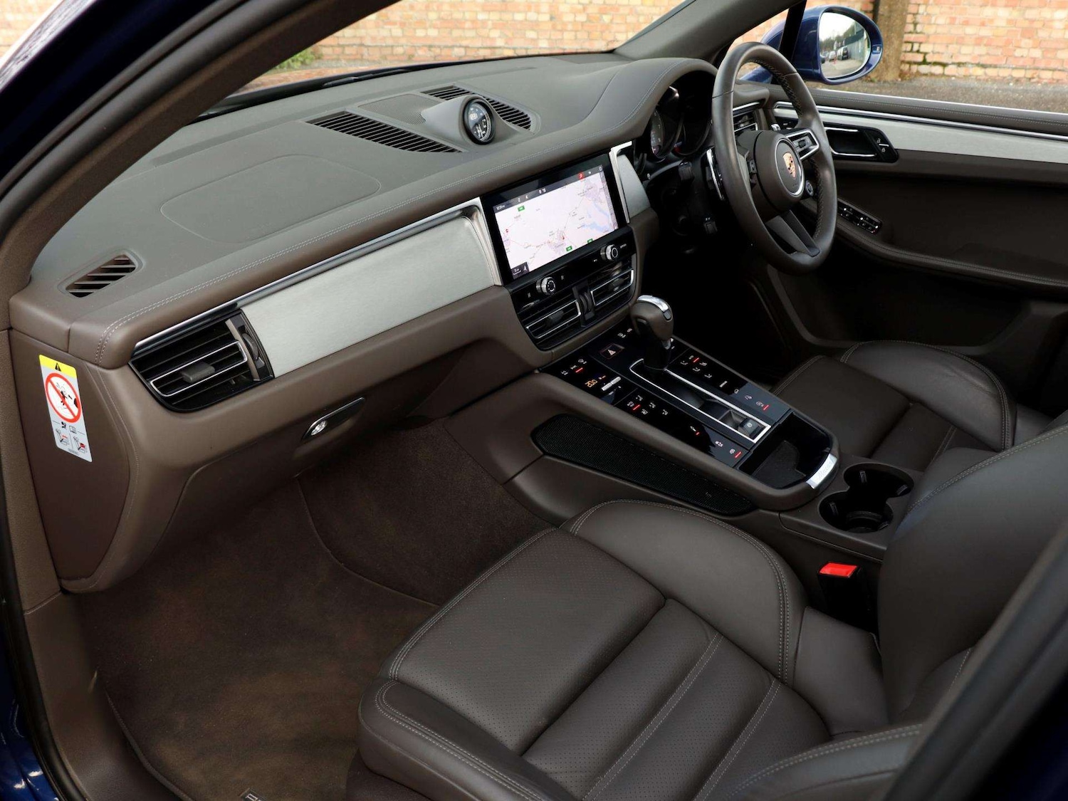 Used Porsche Macan 2023 for sale - 77076440: Photo 9