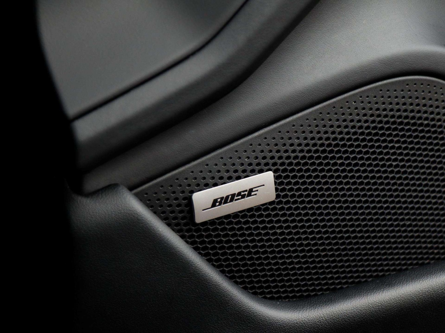 Used Porsche Taycan 2022 for sale - 76746076: Photo 21