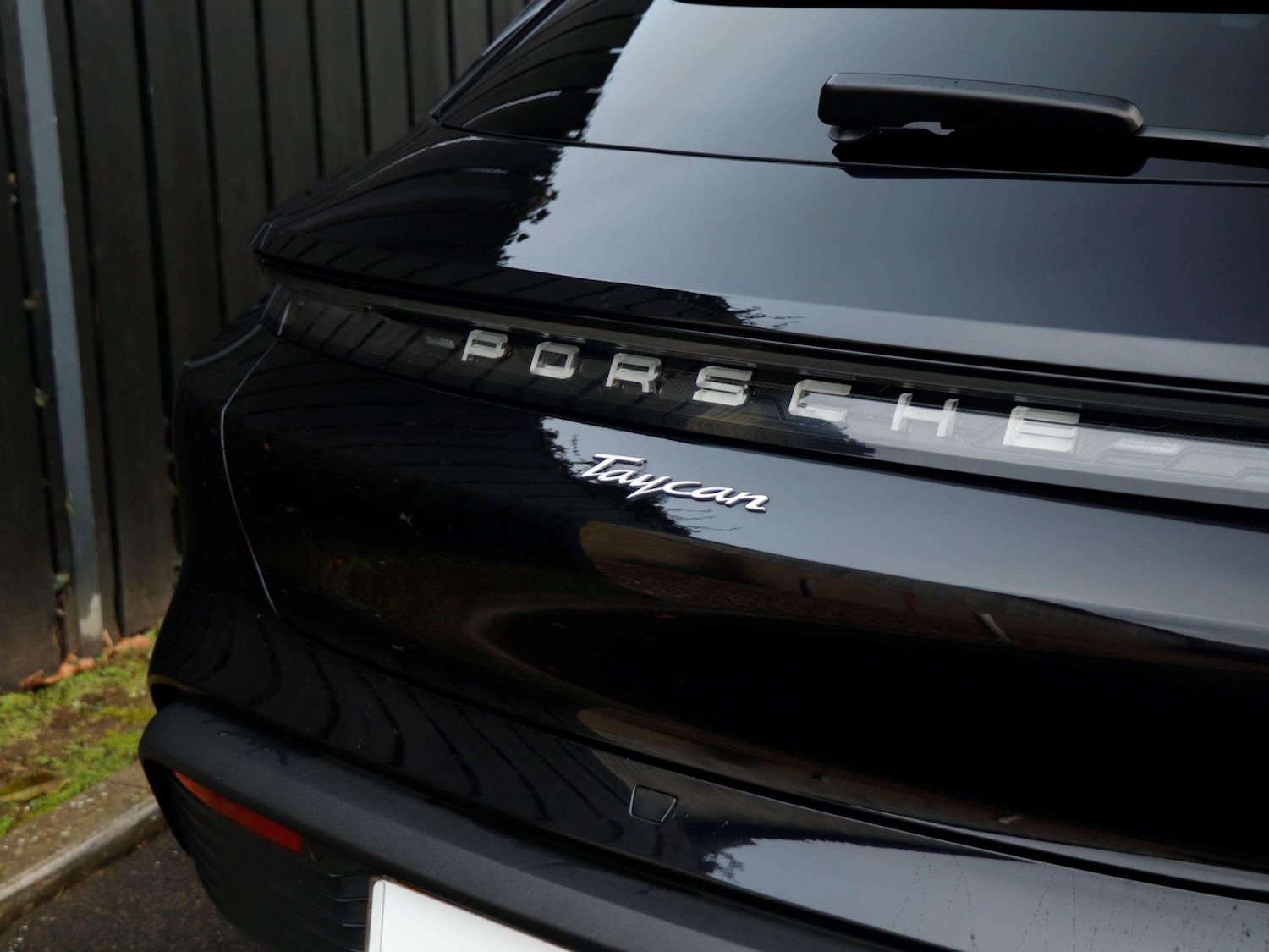 Used Porsche Taycan 2022 for sale - 76746076: Photo 29