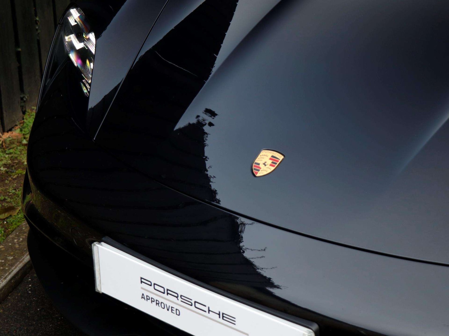 Used Porsche Taycan 2022 for sale - 76746076: Photo 31