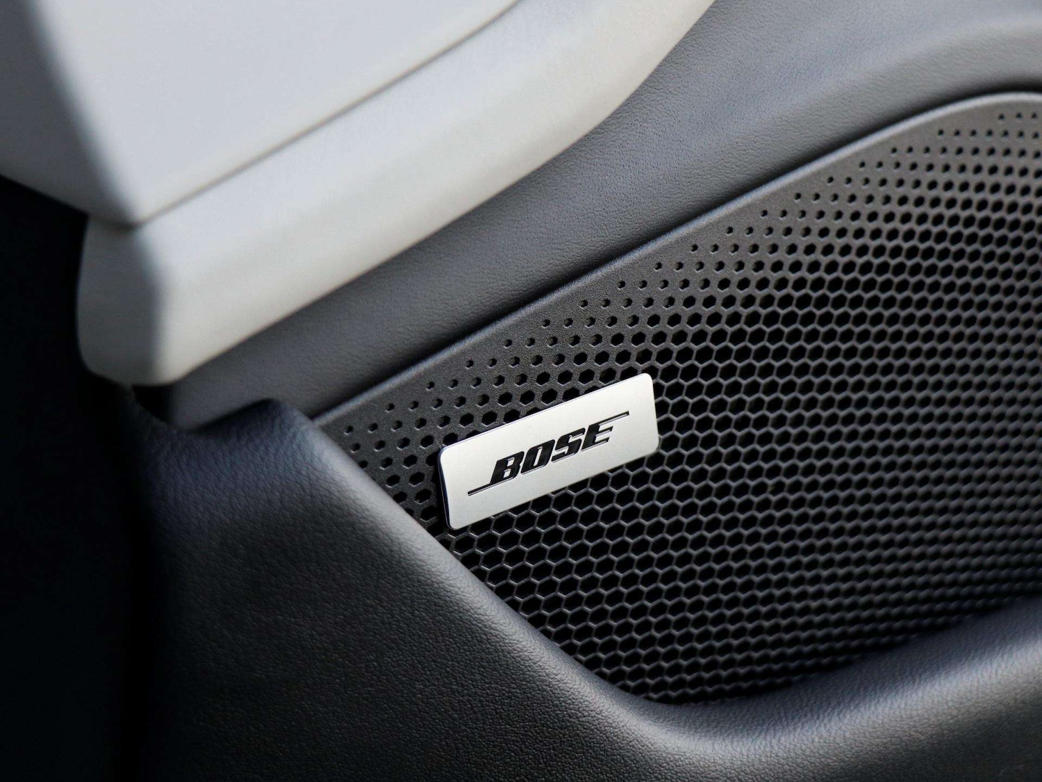 Used Porsche Taycan 2021 for sale - 77827442: Photo 23