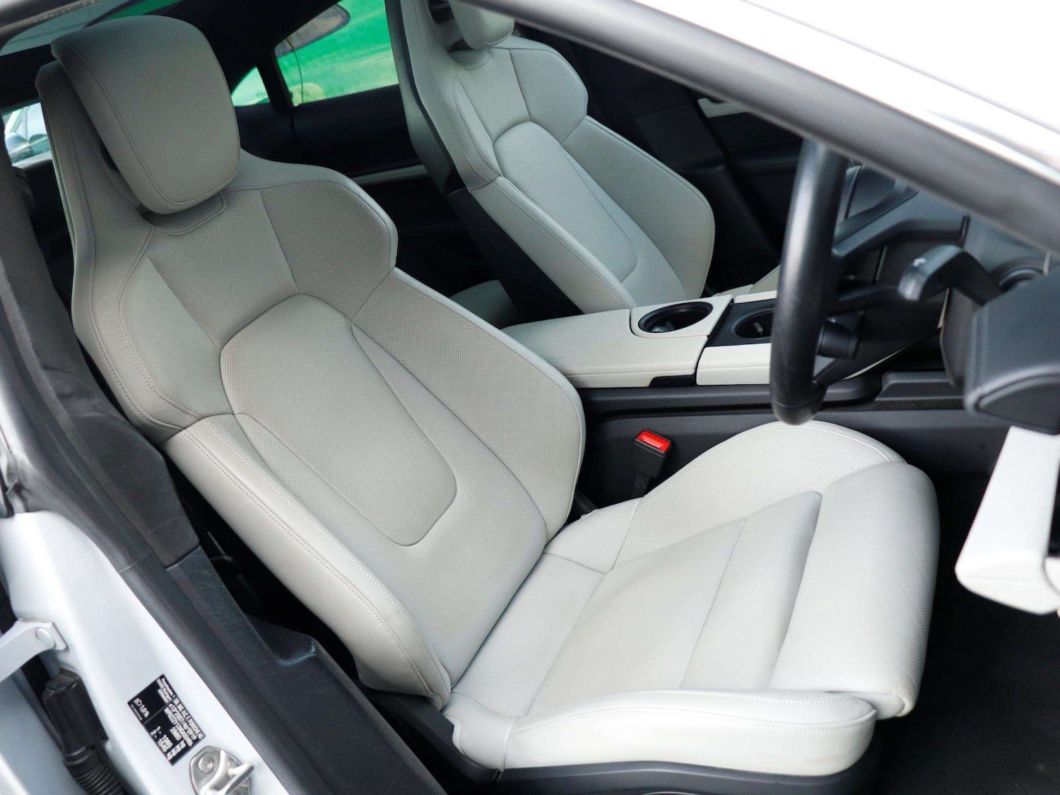 Used Porsche Taycan 2021 for sale - 77827442: Photo 24