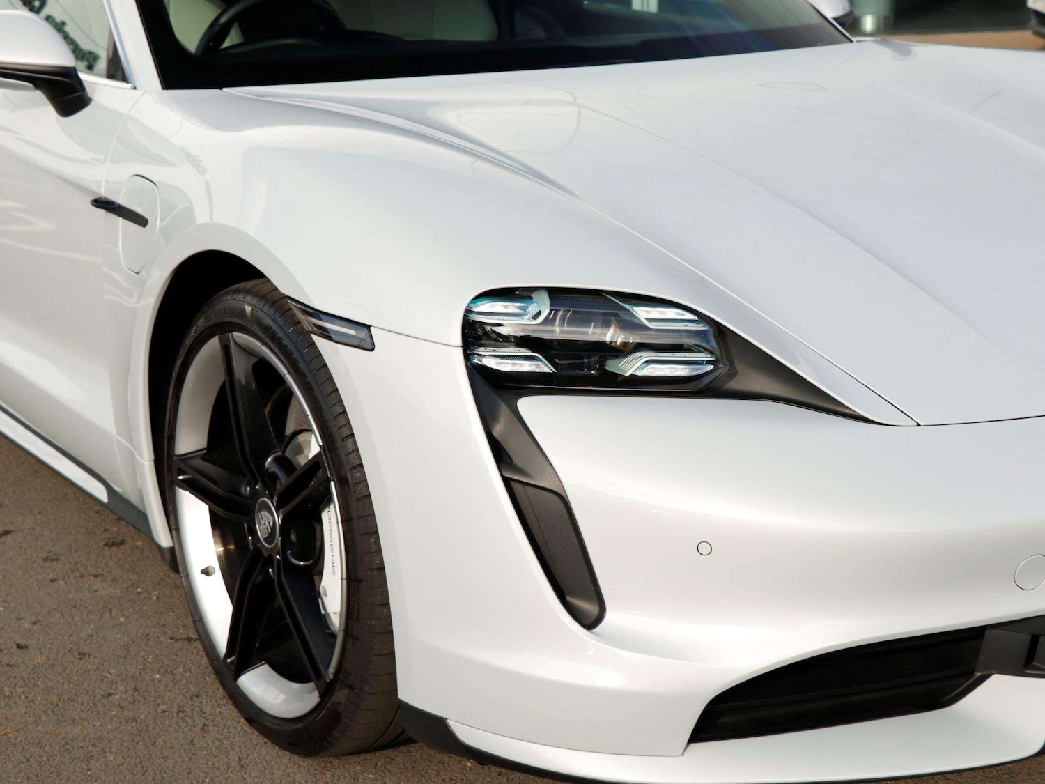 Used Porsche Taycan 2021 for sale - 77827442: Photo 31