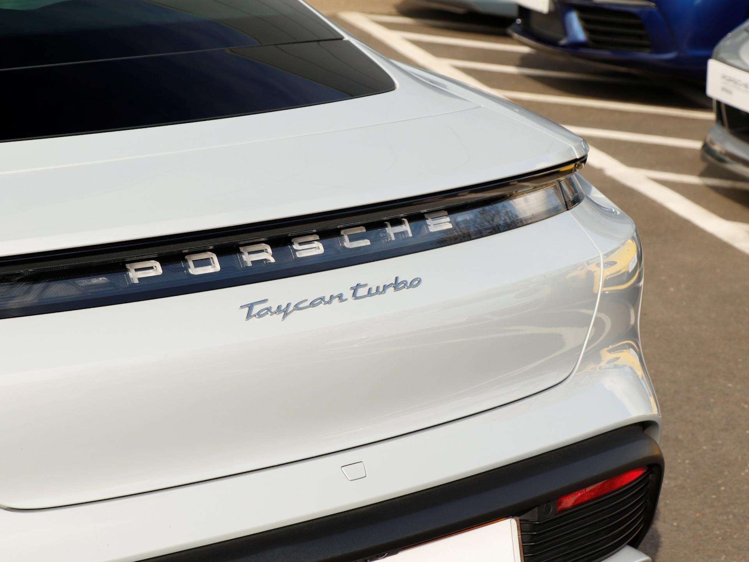 Used Porsche Taycan 2021 for sale - 77827442: Photo 34