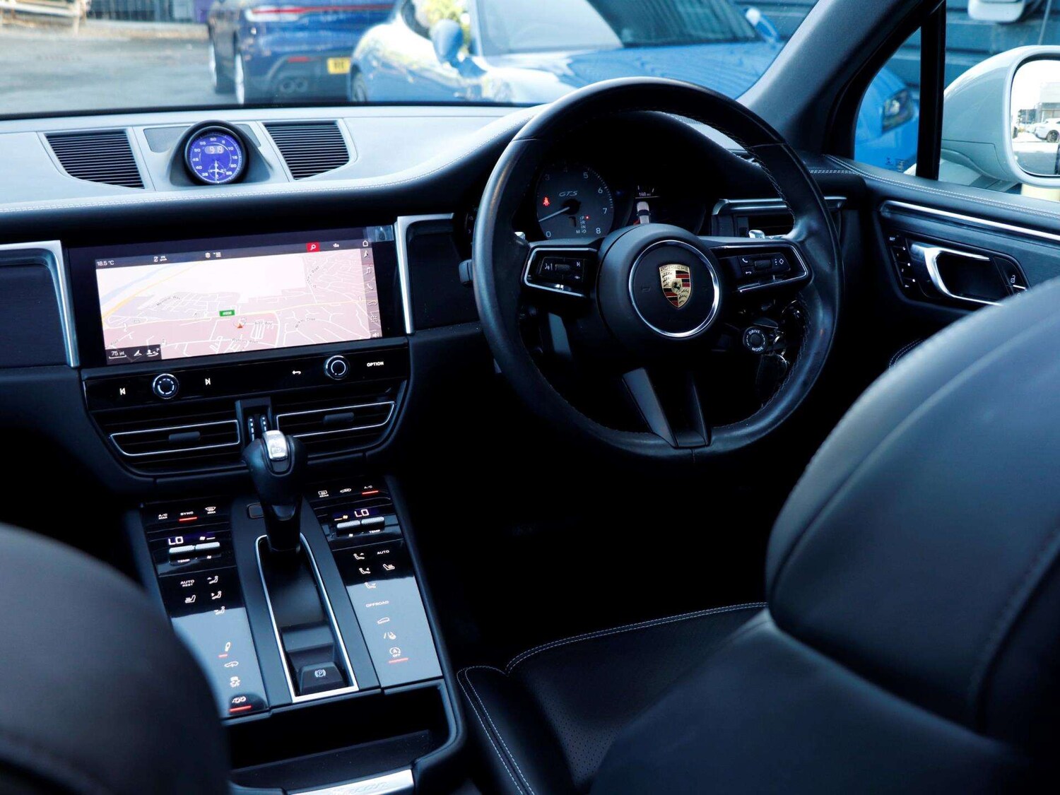 Used Porsche Macan 2022 for sale - 76087842: Photo 11