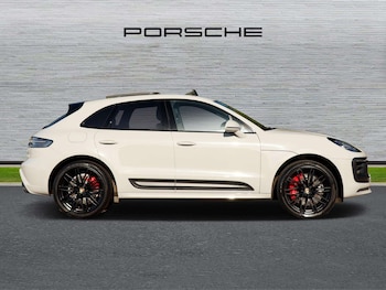 Used Porsche Macan 2022 for sale - 76087842: Photo
