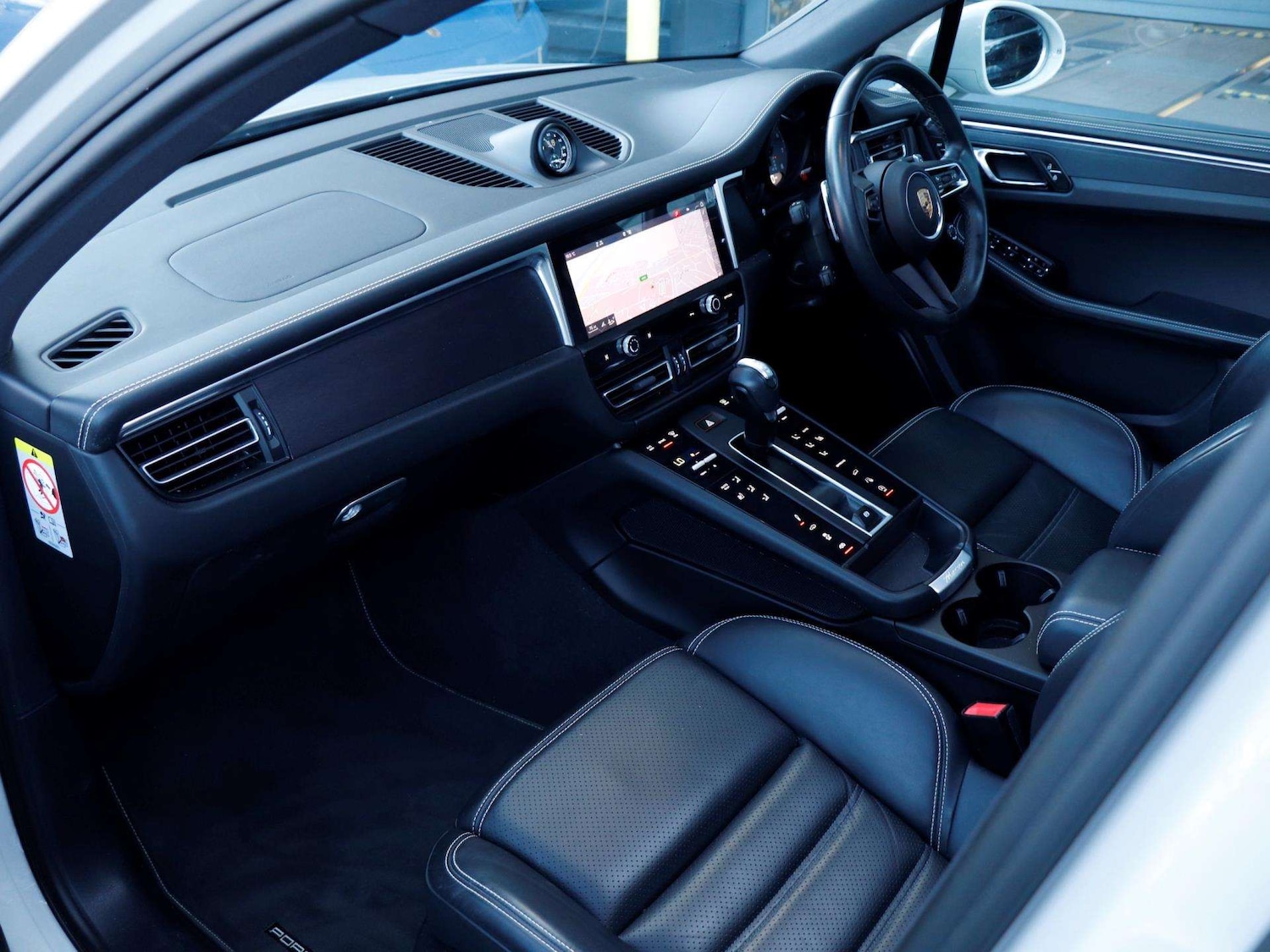 Used Porsche Macan 2022 for sale - 76087842: Photo 9