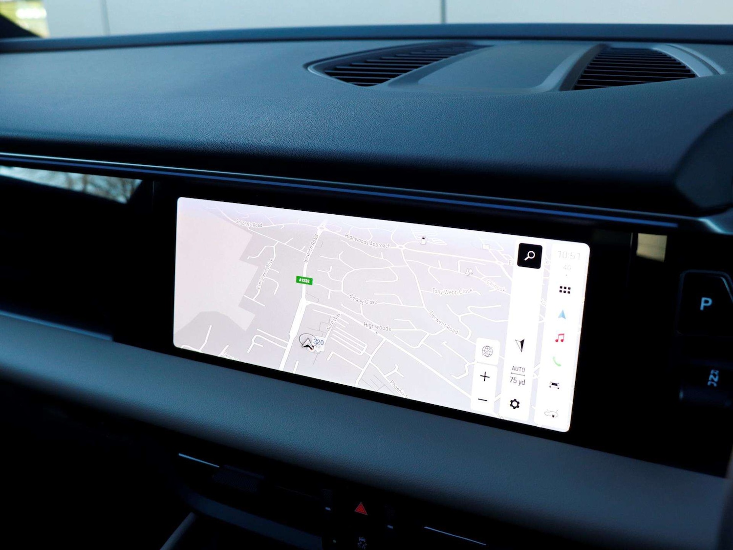 Used Porsche Macan 2025 for sale - 77112446: Photo 14