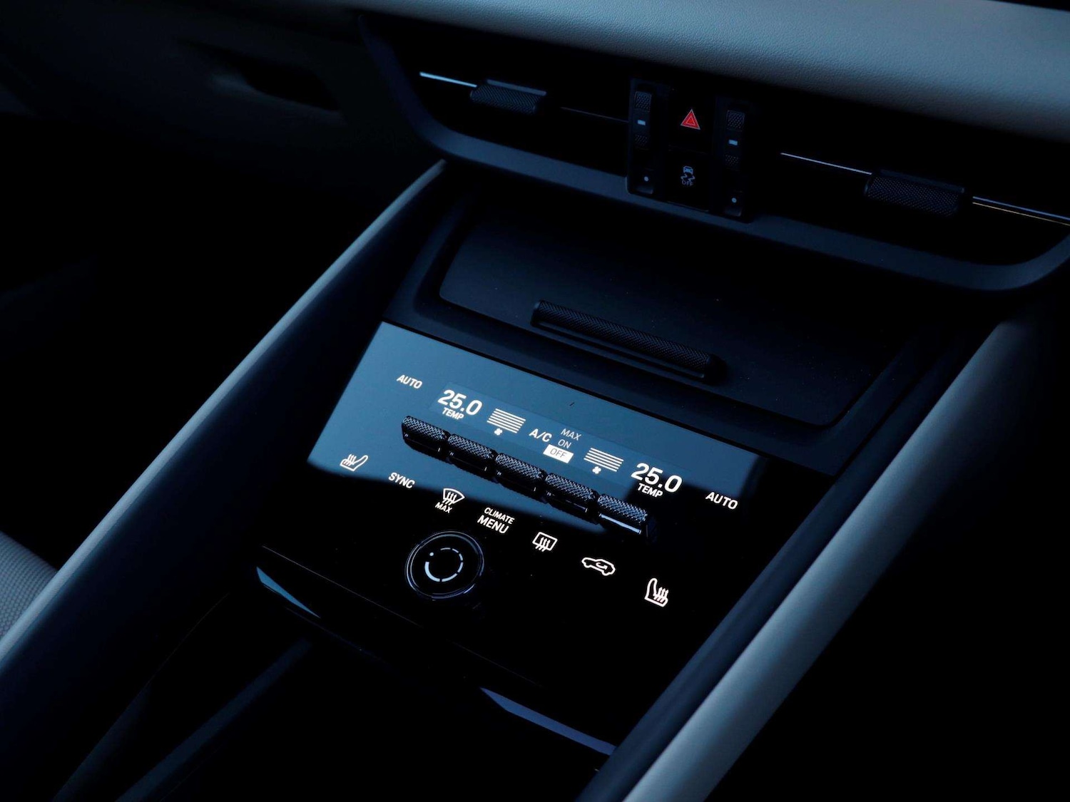 Used Porsche Macan 2025 for sale - 77112446: Photo 16