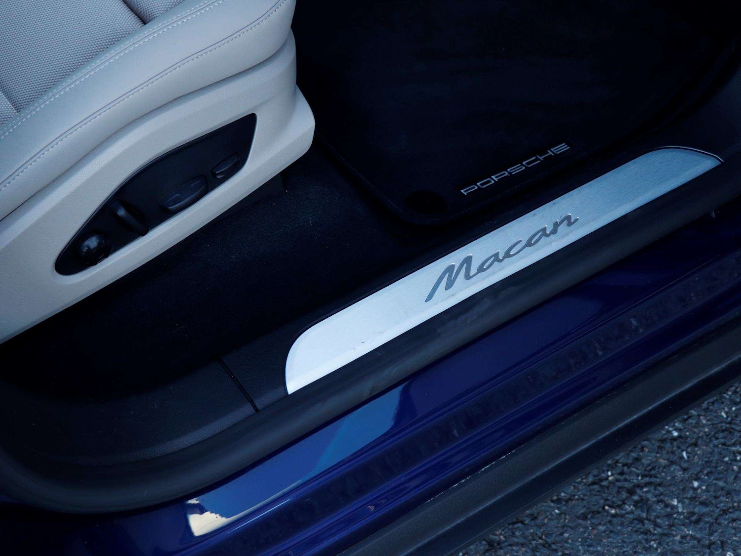 Used Porsche Macan 2025 for sale - 77112446: Photo 23