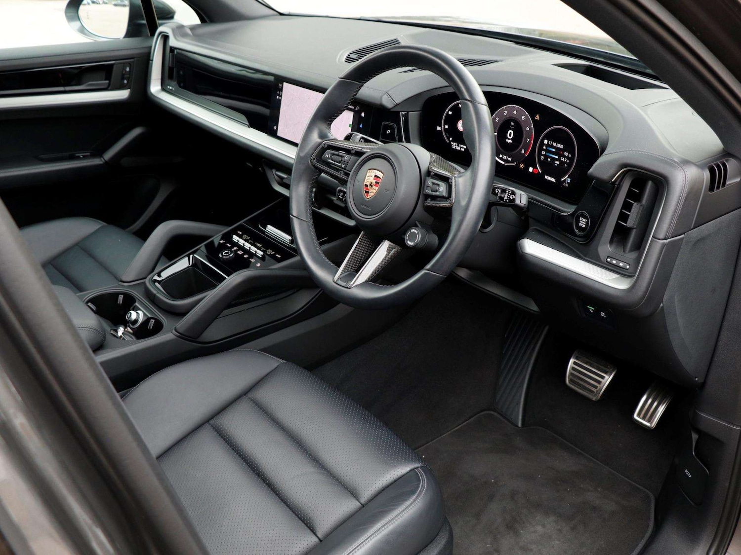 Used Porsche Cayenne 2024 for sale - 76351714: Photo 10