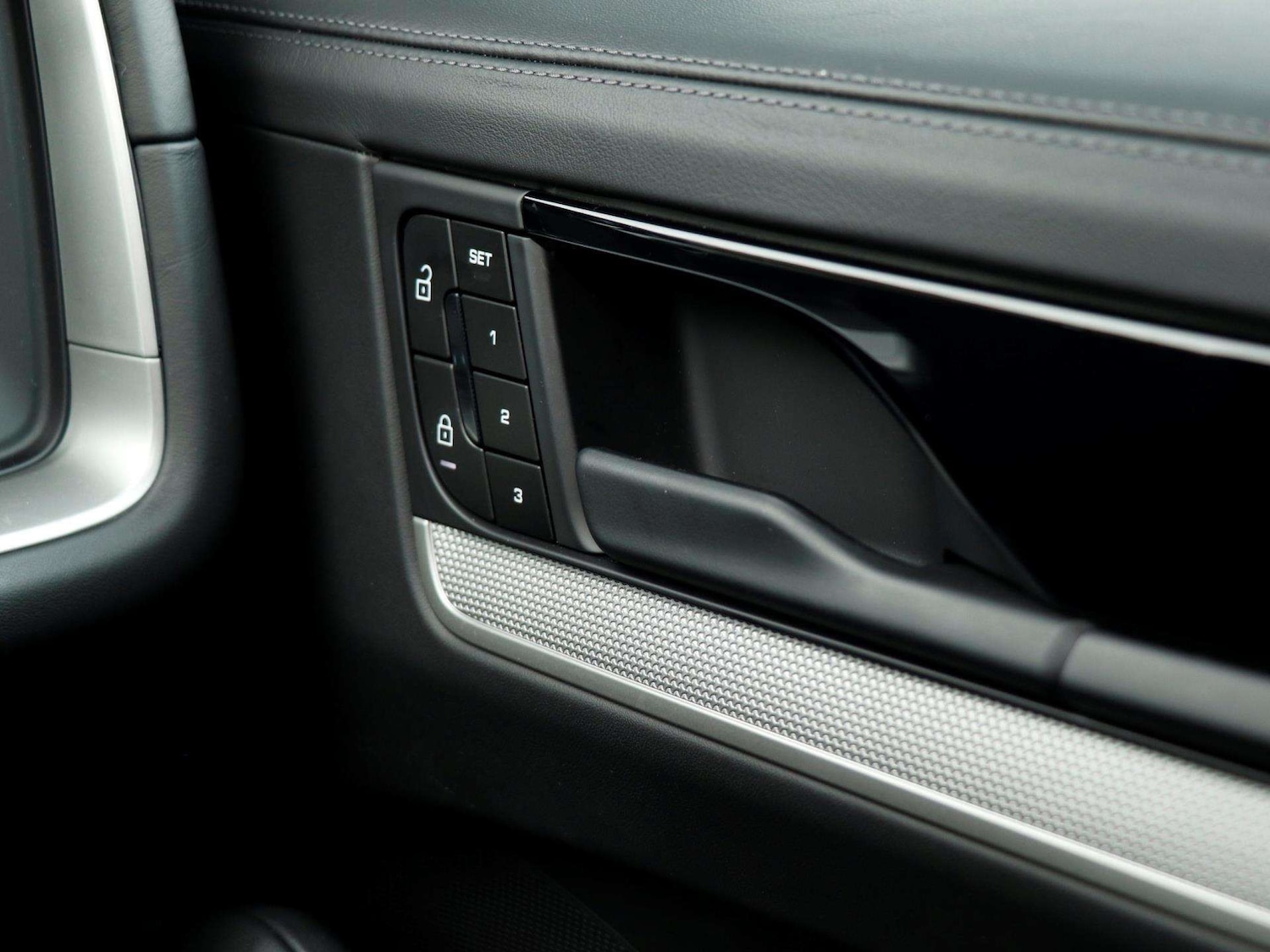 Used Porsche Cayenne 2024 for sale - 76351714: Photo 21