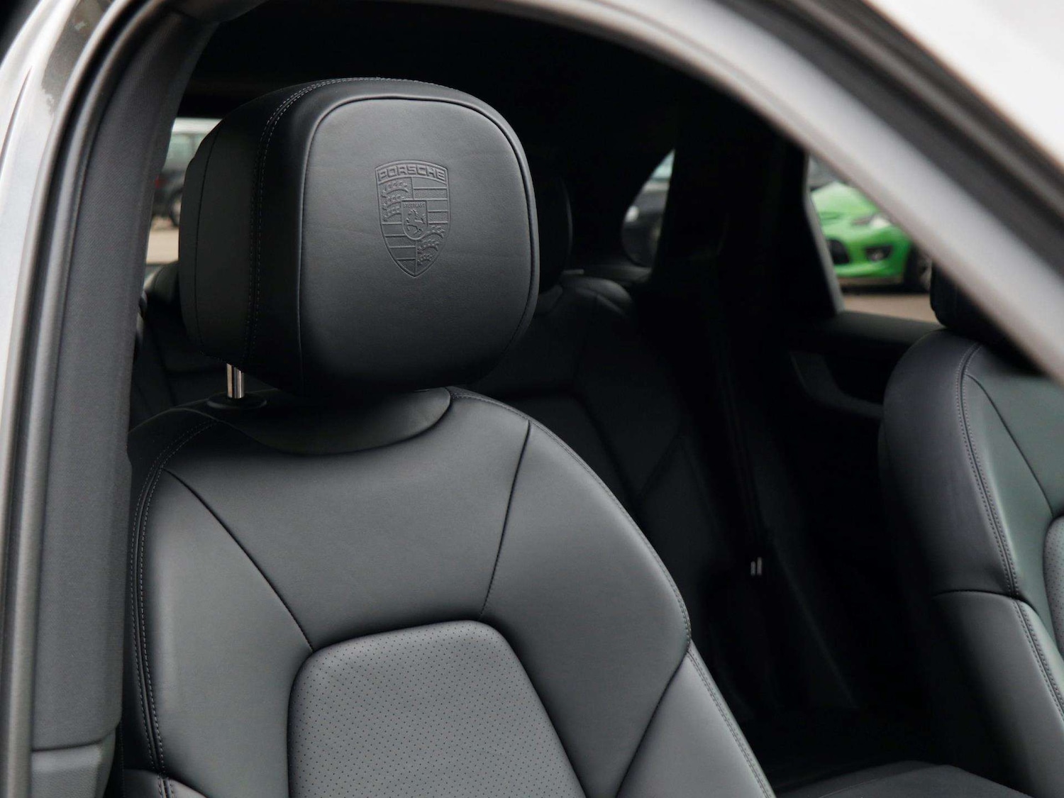 Used Porsche Cayenne 2024 for sale - 76351714: Photo 23