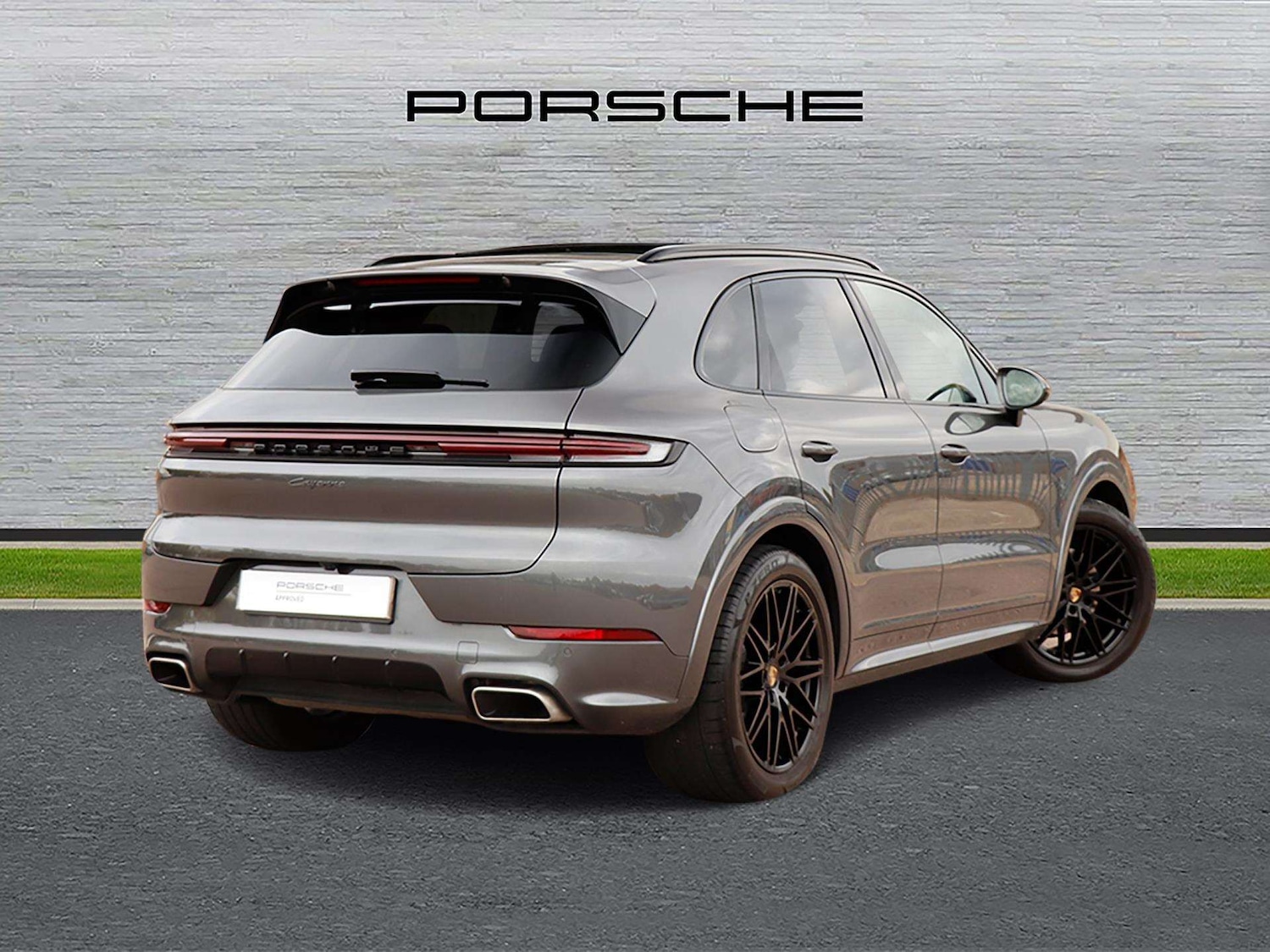 Used Porsche Cayenne 2024 for sale - 76351714: Photo 3