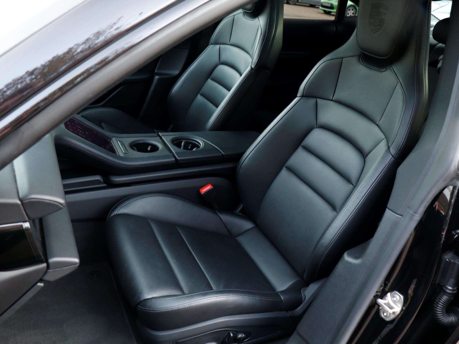 Used Porsche Taycan 2021 for sale - 76488038: Photo 25