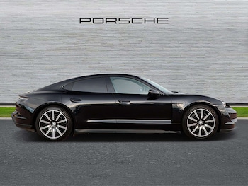 Used Porsche Taycan 2021 for sale - 76488038: Photo